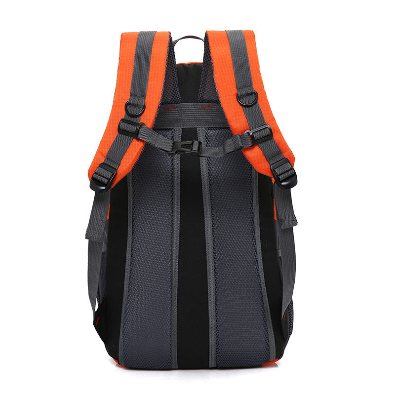Sac rechargeable USB 2021 nouveau sac à bandoulière double homme grande capacité en plein air alpinisme sac de voyage pour les loisirs de sport